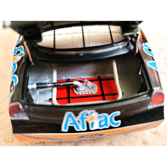 JAMIE MCMURRAY 2007 FORD FUSION AFLAC 1:24 DIECAST NASCAR - Picture 5 of 7